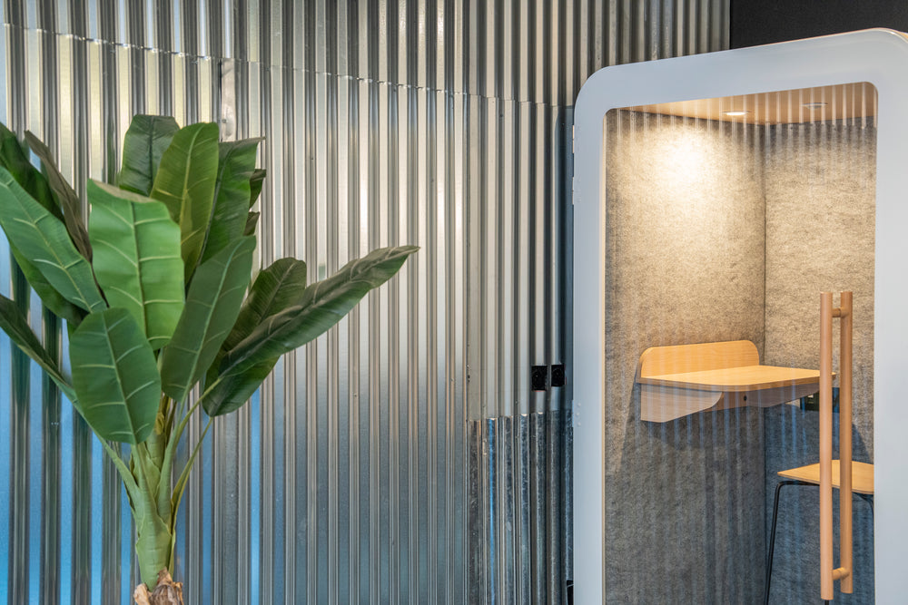 Work With Island -