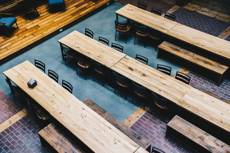 cafetaria dans un espace de bureau